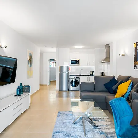 Paloma Los Cristianos (Tenerife)